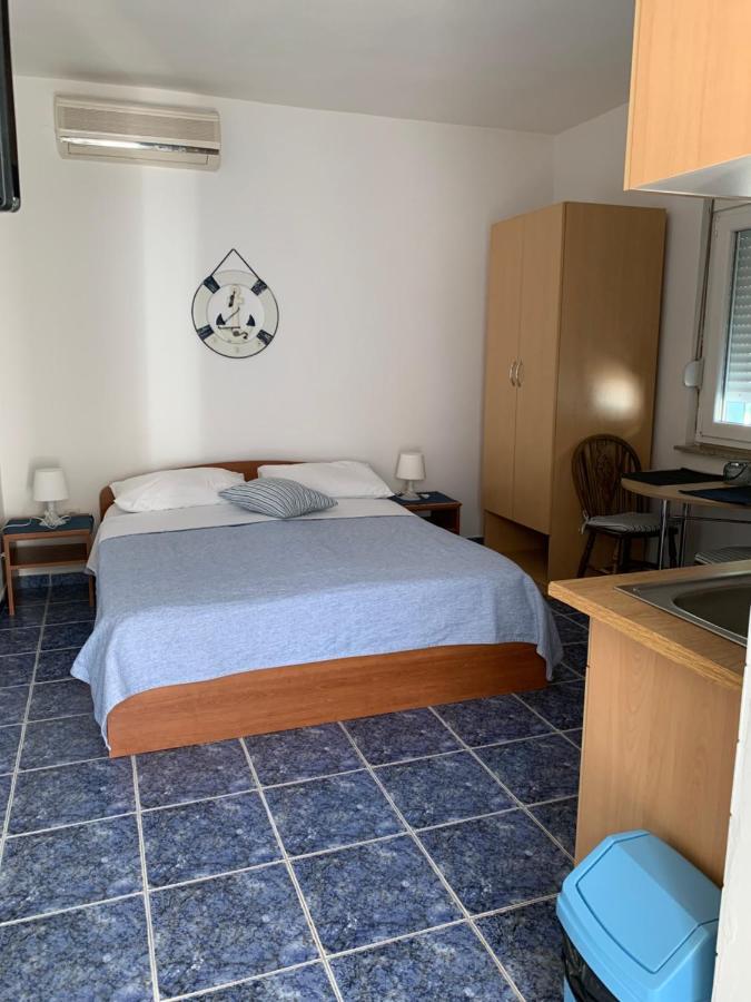Apartmani Antonela Seline Dış mekan fotoğraf